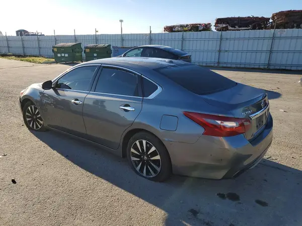 1N4AL3AP8JC249998 2018 NISSAN ALTIMA - Image 2