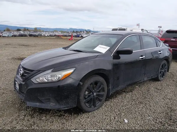 1N4AL3AP8JC252285 2018 NISSAN ALTIMA - Image 2