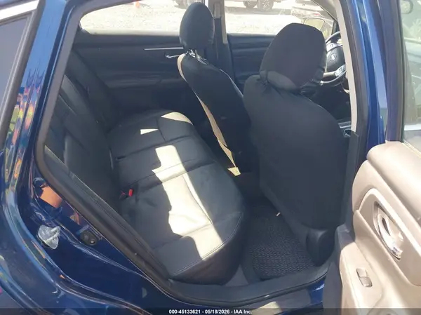 1N4AL3AP8JC259575 2018 NISSAN ALTIMA - Image 8