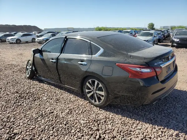 1N4AL3AP8JC259706 2018 NISSAN ALTIMA - Image 2