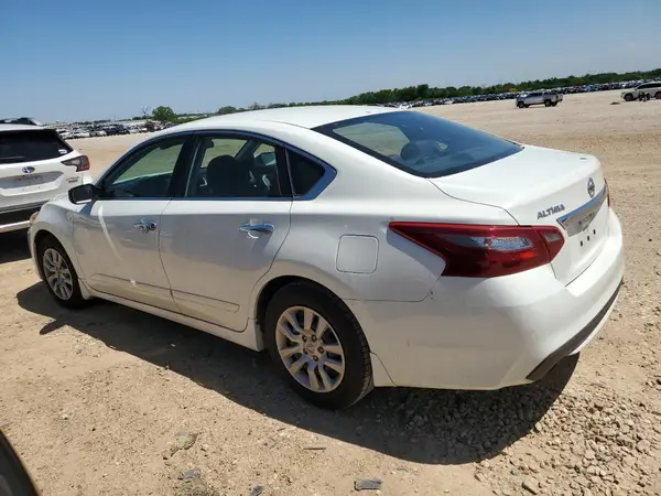 1N4AL3AP8JC260368 2018 NISSAN ALTIMA - Image 2
