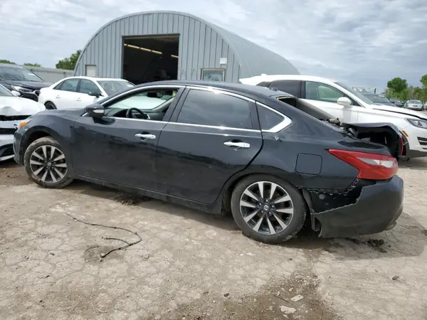 1N4AL3AP8JC261360 2018 NISSAN ALTIMA - Image 2