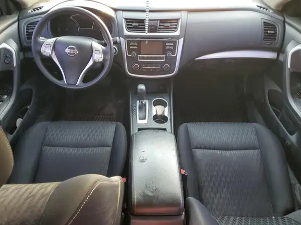 1N4AL3AP8JC262573 2018 NISSAN ALTIMA - Image 8