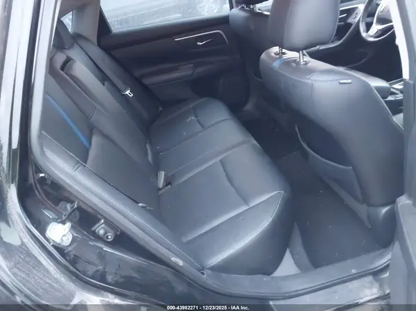 1N4AL3AP8JC263576 2018 NISSAN ALTIMA - Image 8