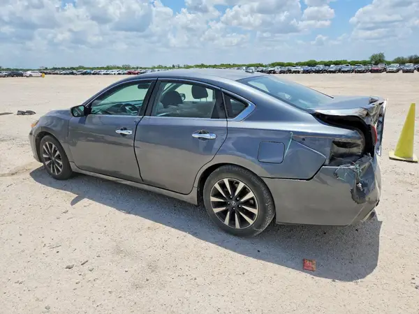 1N4AL3AP8JC265747 2018 NISSAN ALTIMA - Image 2