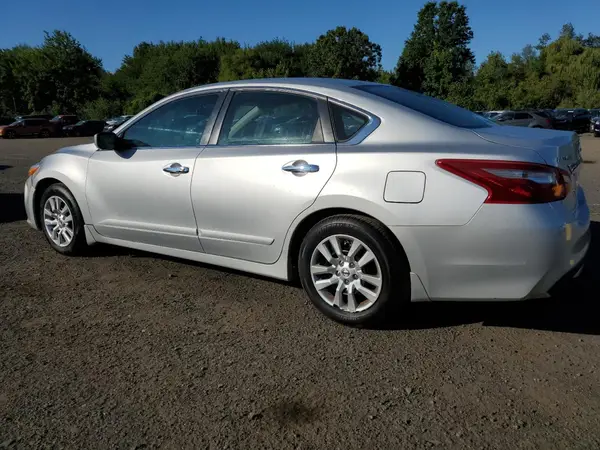 1N4AL3AP8JC267952 2018 NISSAN ALTIMA - Image 2