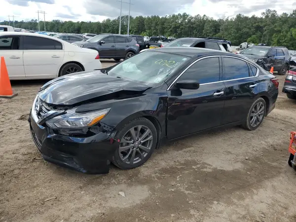 1N4AL3AP8JC270012 2018 NISSAN ALTIMA - Image 1