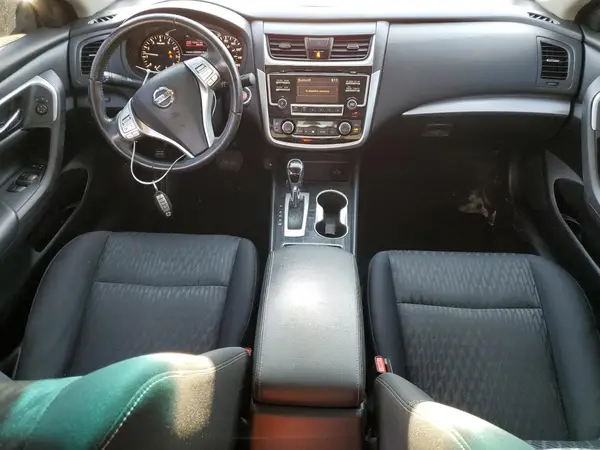 1N4AL3AP8JC270592 2018 NISSAN ALTIMA - Image 8