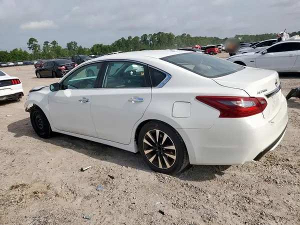 1N4AL3AP8JC271161 2018 NISSAN ALTIMA - Image 2