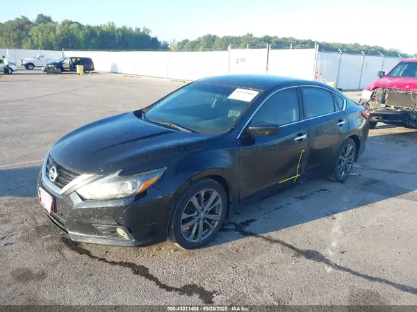 1N4AL3AP8JC274142 2018 NISSAN ALTIMA - Image 2