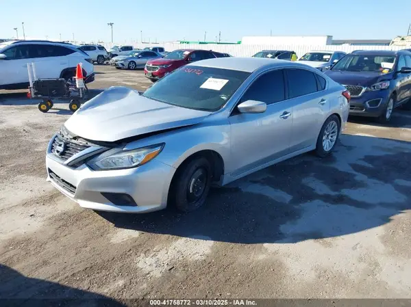 1N4AL3AP8JC280037 2018 NISSAN ALTIMA - Image 2
