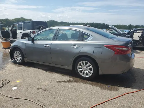 1N4AL3AP8JC281639 2018 NISSAN ALTIMA - Image 2