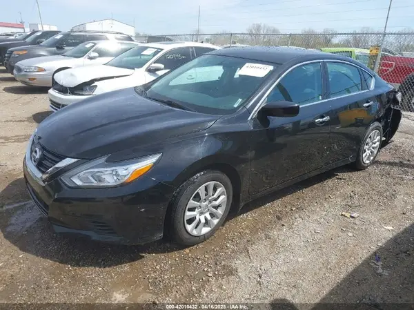 1N4AL3AP8JC284430 2018 NISSAN ALTIMA - Image 2