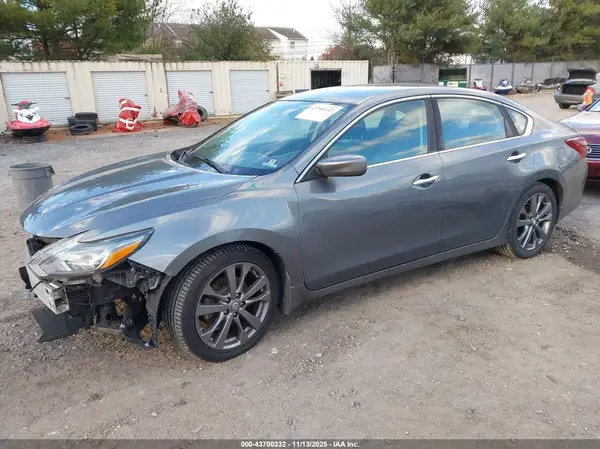 1N4AL3AP8JC285433 2018 NISSAN ALTIMA - Image 2