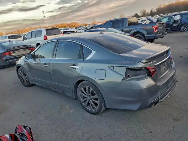 1N4AL3AP8JC289448 2018 NISSAN ALTIMA - Image 2