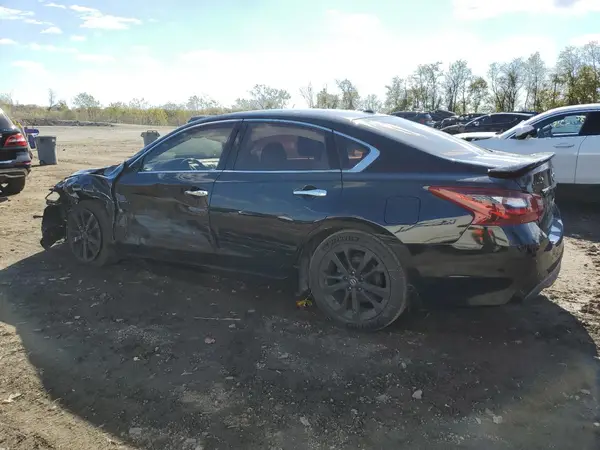 1N4AL3AP8JC289756 2018 NISSAN ALTIMA - Image 2