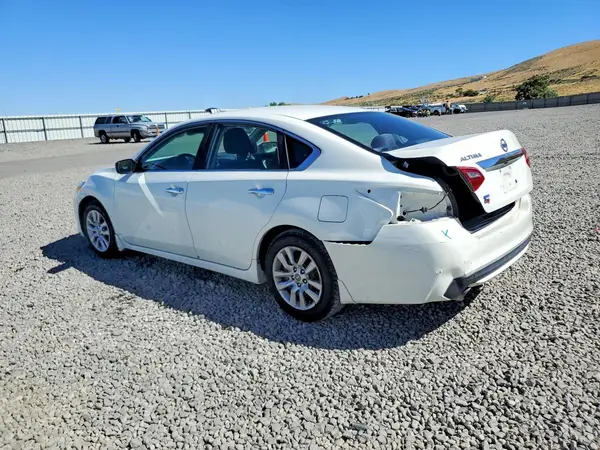 1N4AL3AP8JC290602 2018 NISSAN ALTIMA - Image 2