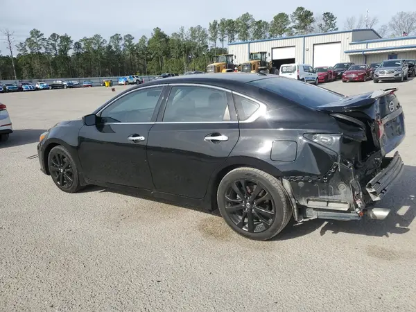 1N4AL3AP8JC294049 2018 NISSAN ALTIMA - Image 2