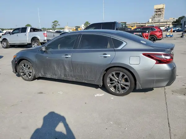 1N4AL3AP8JC298795 2018 NISSAN ALTIMA - Image 2