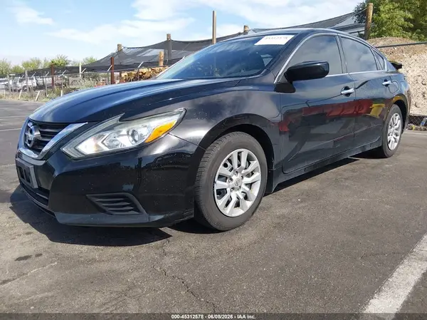 1N4AL3AP8JC471960 2018 NISSAN ALTIMA - Image 2