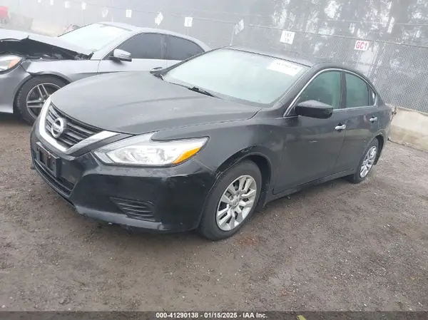 1N4AL3AP8JC473580 2018 NISSAN ALTIMA - Image 2