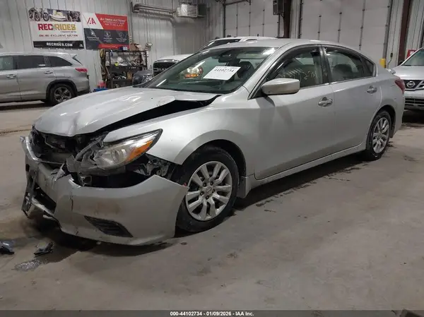 1N4AL3AP8JC474891 2018 NISSAN ALTIMA - Image 2