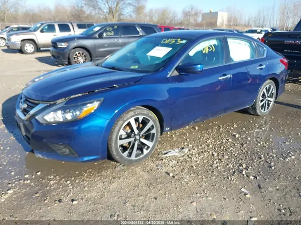 1N4AL3AP8JC475300 2018 NISSAN ALTIMA - Image 2