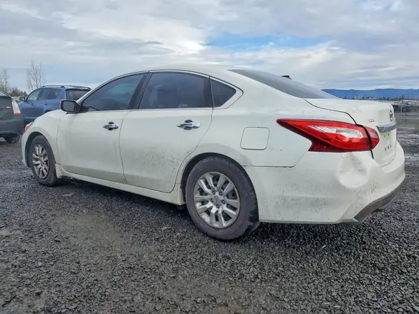 1N4AL3AP9GC120967 2016 NISSAN ALTIMA - Image 2