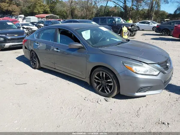 1N4AL3AP9GC122475 2016 NISSAN ALTIMA - Image 1