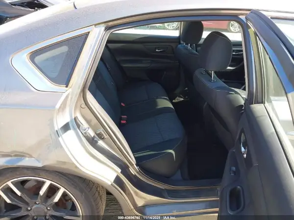 1N4AL3AP9GC122475 2016 NISSAN ALTIMA - Image 8