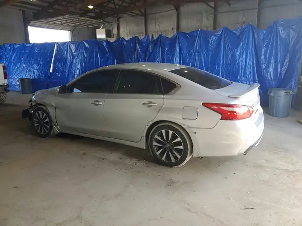 1N4AL3AP9GC122590 2016 NISSAN ALTIMA - Image 2