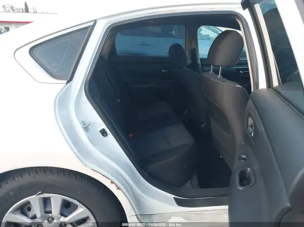 1N4AL3AP9GC122668 2016 NISSAN ALTIMA - Image 8