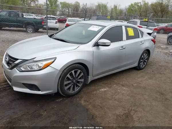 1N4AL3AP9GC125781 2016 NISSAN ALTIMA - Image 2