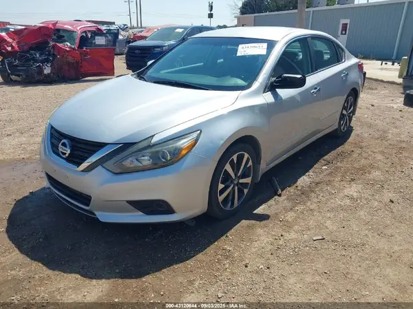 1N4AL3AP9GC126641 2016 NISSAN ALTIMA - Image 2