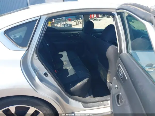 1N4AL3AP9GC126641 2016 NISSAN ALTIMA - Image 8