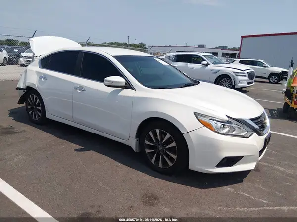 1N4AL3AP9GC136652 2016 NISSAN ALTIMA - Image 1