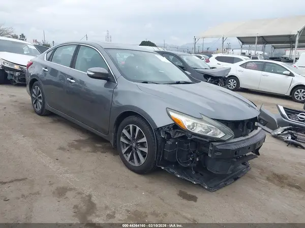 1N4AL3AP9GC147912 2016 NISSAN ALTIMA - Image 1