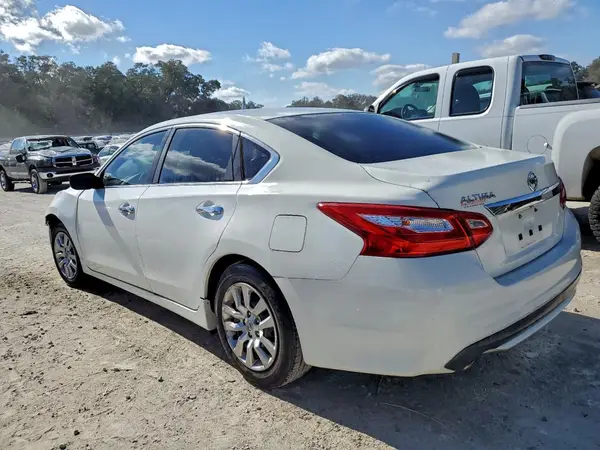 1N4AL3AP9GC150504 2016 NISSAN ALTIMA - Image 2