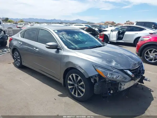 1N4AL3AP9GC152981 2016 NISSAN ALTIMA - Image 1