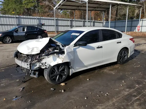 1N4AL3AP9GC159073 2016 NISSAN ALTIMA - Image 1