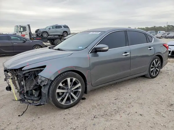 1N4AL3AP9GC160725 2016 NISSAN ALTIMA - Image 1