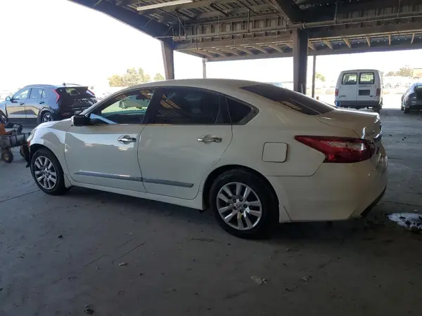 1N4AL3AP9GC167142 2016 NISSAN ALTIMA - Image 2