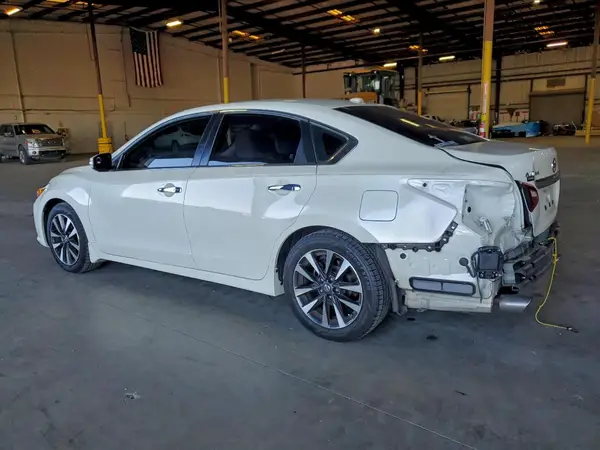 1N4AL3AP9GC168730 2016 NISSAN ALTIMA - Image 2