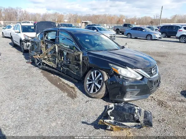 1N4AL3AP9GC170865 2016 NISSAN ALTIMA - Image 1