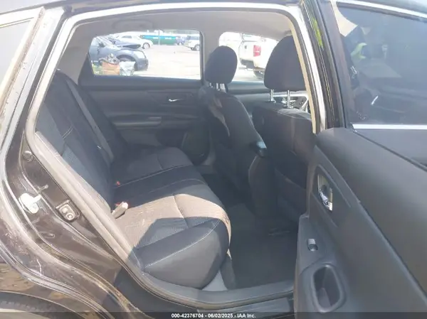 1N4AL3AP9GC174639 2016 NISSAN ALTIMA - Image 8