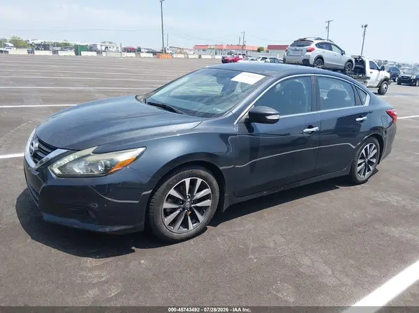 1N4AL3AP9GC176889 2016 NISSAN ALTIMA - Image 2