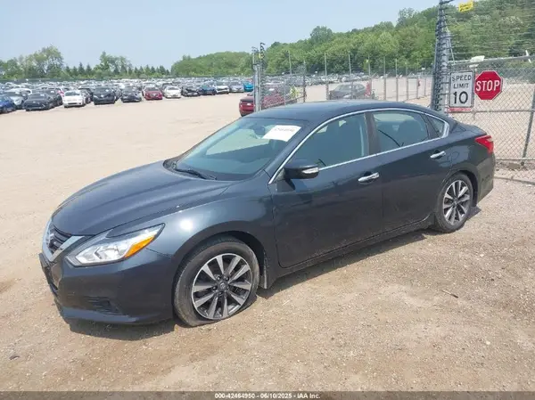 1N4AL3AP9GC180649 2016 NISSAN ALTIMA - Image 2