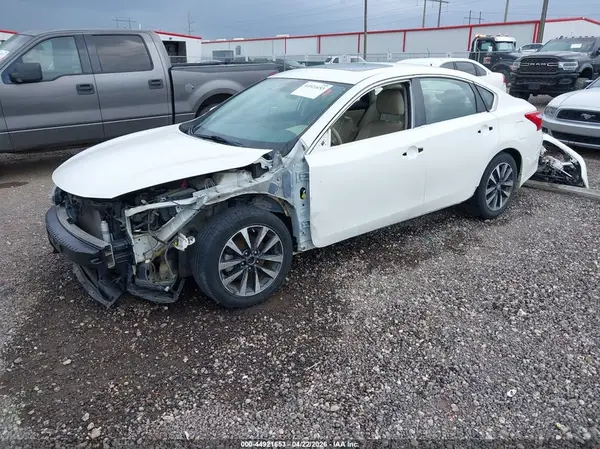 1N4AL3AP9GC182045 2016 NISSAN ALTIMA - Image 2