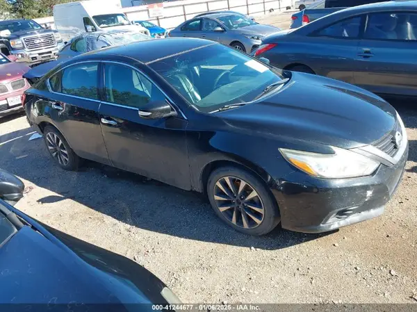 1N4AL3AP9GC182479 2016 NISSAN ALTIMA - Image 1