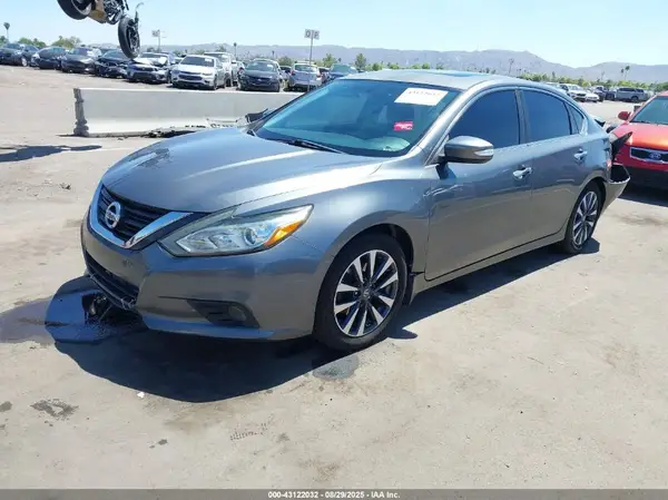 1N4AL3AP9GC192753 2016 NISSAN ALTIMA - Image 2